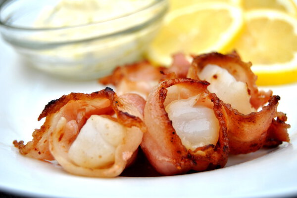 Bacon Wrapped Scallops with Lemon and Tarter Sauce