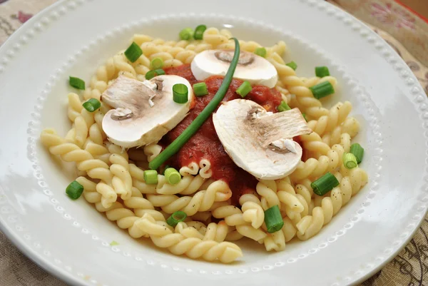 Gemelli Pasta with Scallions and Mushrooms — Stock Photo, Image