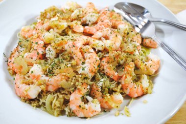 Karidesli Scampi Spaghetti