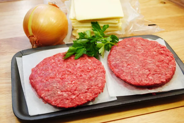 Verse Cheeseburger Ingrediënten Met Lean Raw Ground Beef — Stockfoto