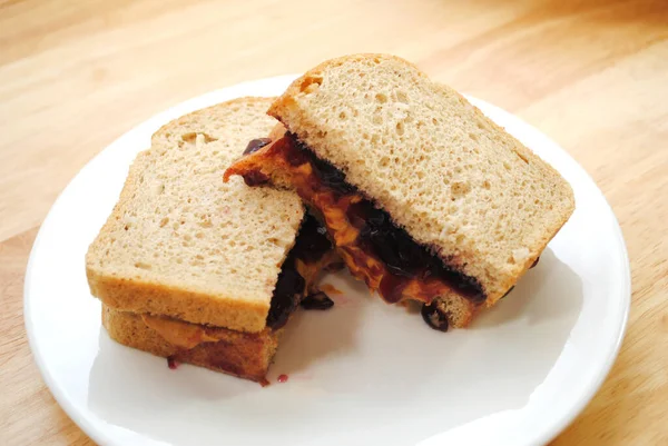 Preparing Peanut Butter Jelly Sandwich Cut Half — Stock Photo, Image