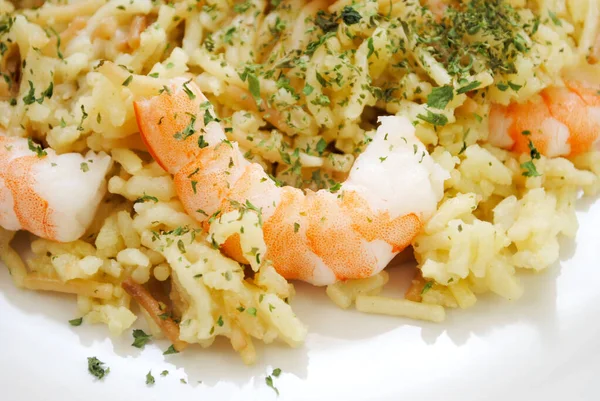 Close Shrimp Scampi Com Arroz Selvagem Vermicelli — Fotografia de Stock