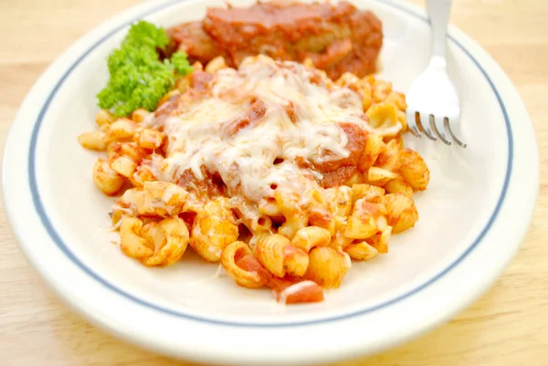 Shell Elbow Pasta Sauce Cheese Sausage Side — Stock Photo, Image