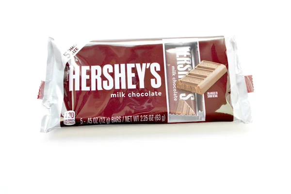 Εταιρεία Hershey Brand Milk Σοκολάτα Σνακ Μεγέθους Μπαρ Γλυκών — Φωτογραφία Αρχείου