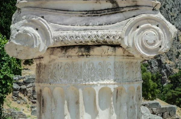 Ionic order capital detail — Stock Photo, Image