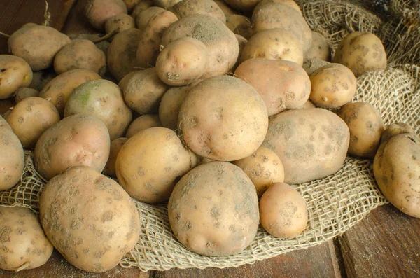 Organic potatoes — Stock Photo, Image