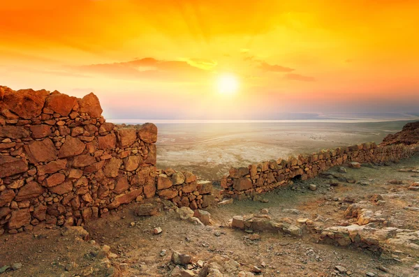 Východ slunce nad pevnost masada — Stock fotografie