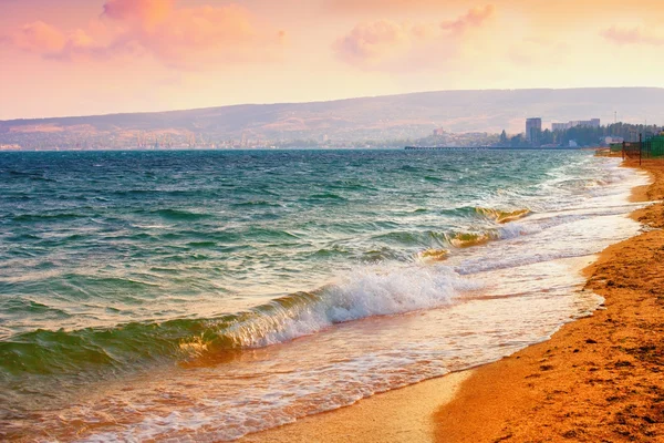 Orilla del mar al atardecer — Stock fotografie