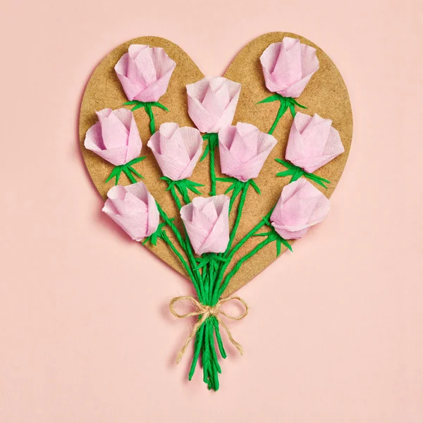 Vintage handmade wooden heart decorated with paper roses — Stock Photo, Image