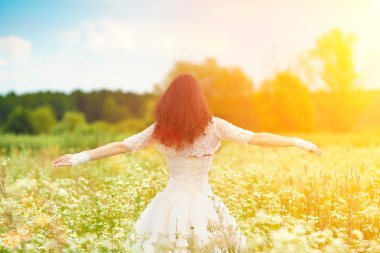 Gelin güneşin tadını