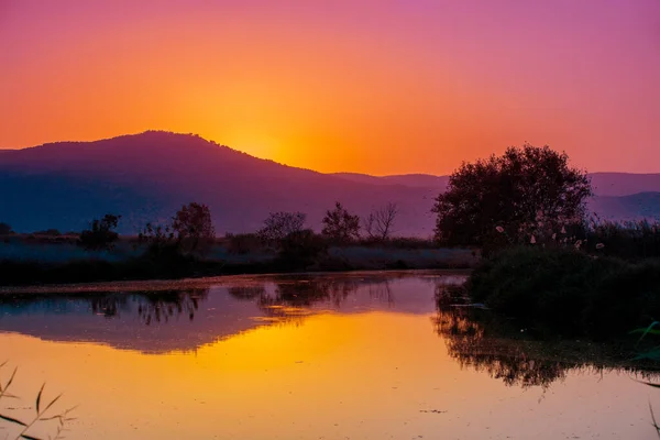 Mountain Landscape Evening Beautiful Lakeshore Mountains Hula Valley Northern Israel — Stock Photo, Image