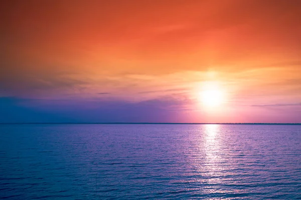 Wieczorem Przylądek Zachód Słońca Nad Morzem Pięknym Niebem — Zdjęcie stockowe