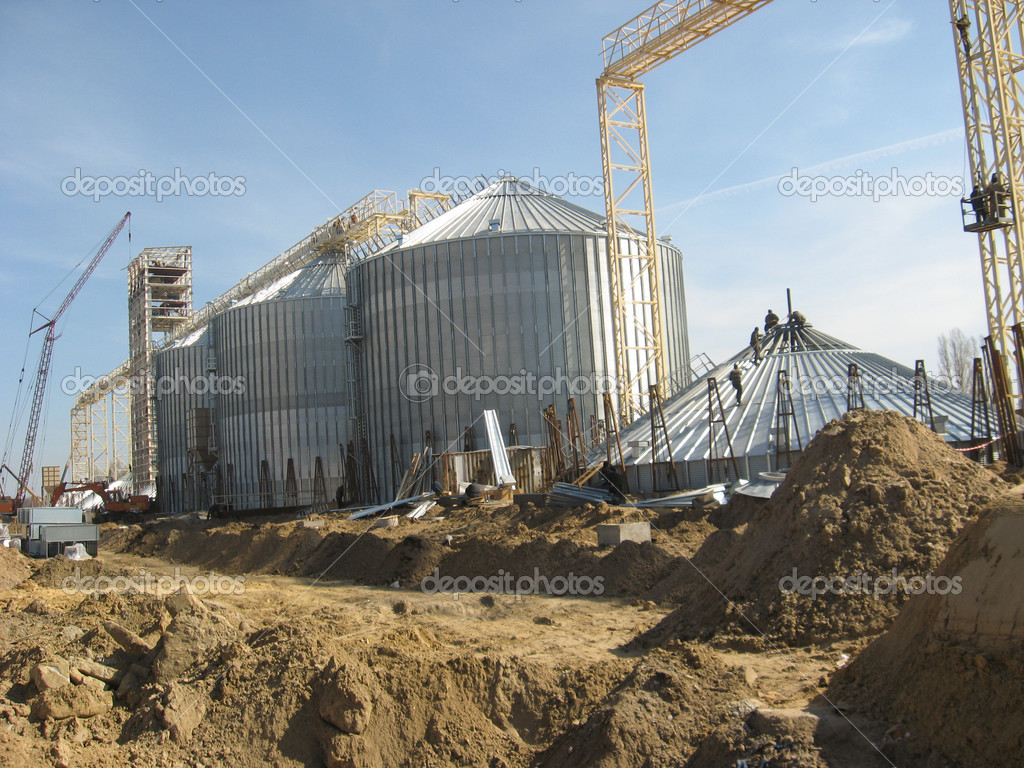 Grain elevator Stock Photo by ©ink020380 38298517