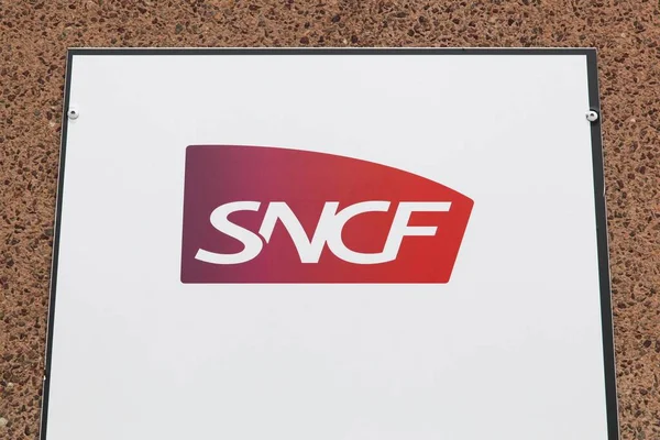 Lyon Francia Octubre 2018 Logotipo Sncf Una Pared Sncf Sociedad — Foto de Stock