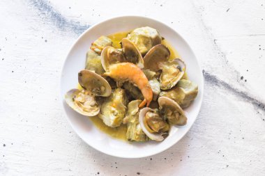 Marinera enginarı, İspanya 'da tipik bir Noel yemeği.