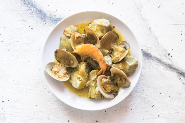 Marinera enginarı, İspanya 'da tipik bir Noel yemeği.