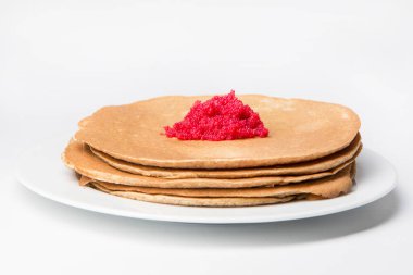 Blinis (Rus karnavalının tipik kırmızı havyarlı krepleri))