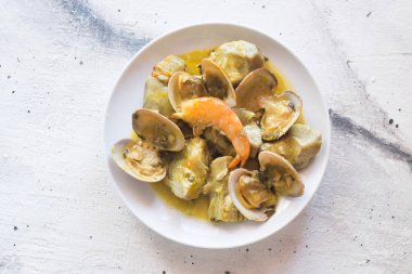 Marinera enginarı, İspanya 'da tipik bir Noel yemeği.