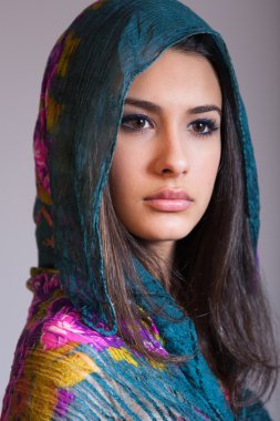 Güzel genç bayan.
