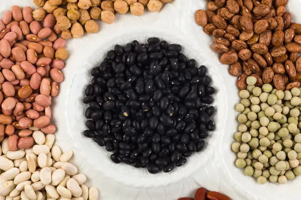 Plate of beans — Stock Photo, Image