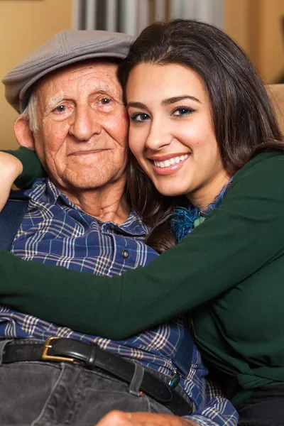 Abuelo y nieta — Foto de Stock