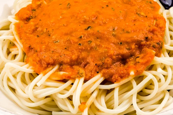 Skål med spaghetti — Stockfoto