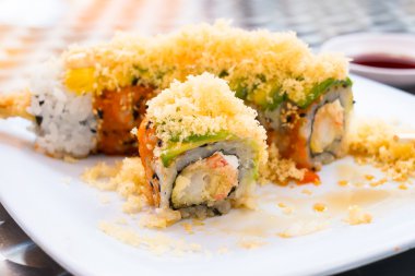 karides tempura rulo