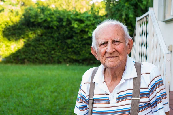 Äldre man — Stockfoto