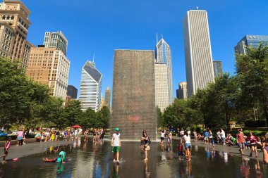 taç çeşme chicago