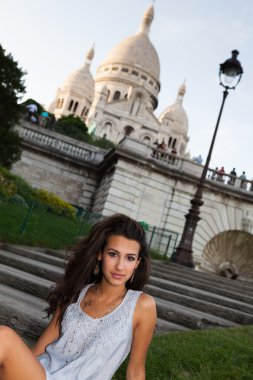Paris güzel bir genç kadın