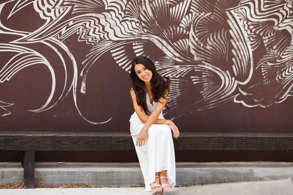 Hermosa joven mujer — Foto de Stock