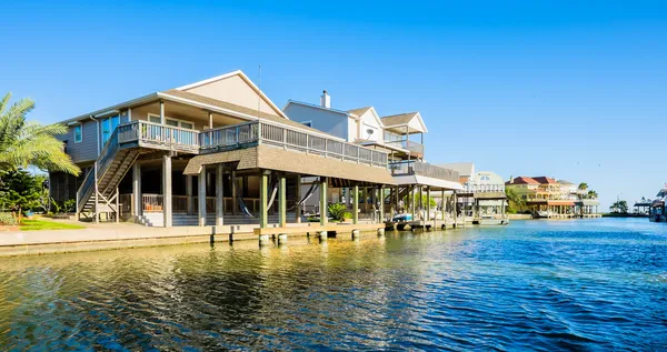 Casas frente al mar — Foto de Stock