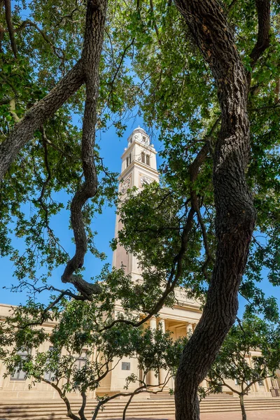 Memorial tower — Stockfoto