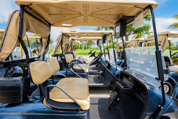 Golf carts — Stock Photo, Image