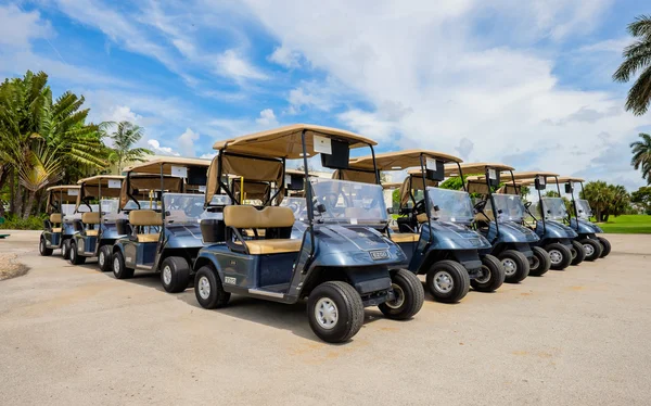 Golfcarts — Stockfoto