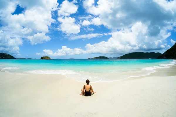 Beautiful Caribbean beach — Stock Photo, Image
