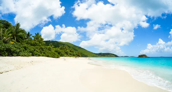 ชายหาดแคริบเบียนที่สวยงาม — ภาพถ่ายสต็อก