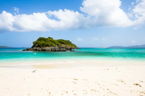 Hermosa playa caribeña — Foto de Stock