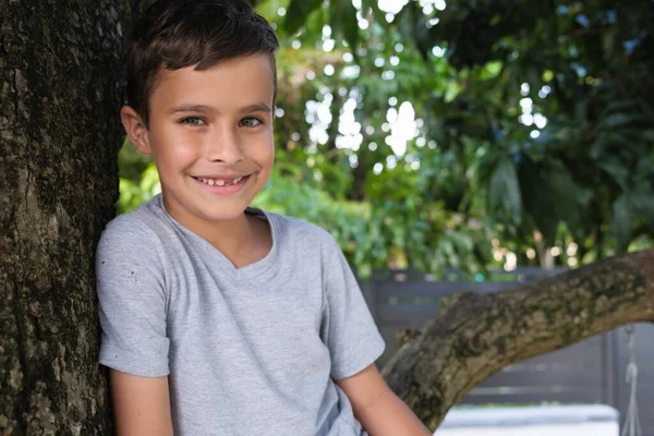 Cute Boy Enjoying Outdoors Sitting Tree — Stock Photo, Image