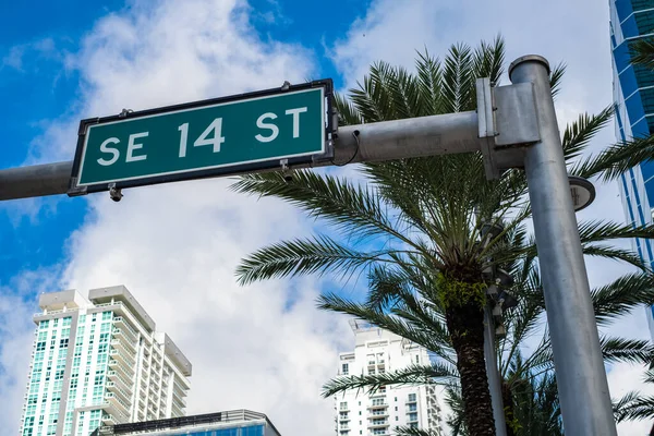 Cityscape Sign View Downtown Brickell District Miami — Foto de Stock