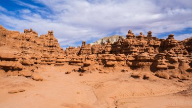 Natural beauty of Goblin Valley State Park with unique sandstone formations in Utah