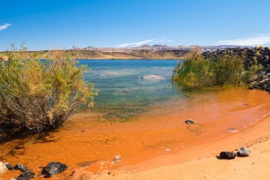The natural beauty of Sand Hollow State Park in Utah