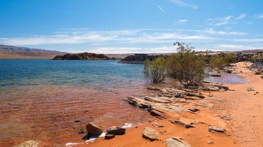 The natural beauty of Sand Hollow State Park in Utah