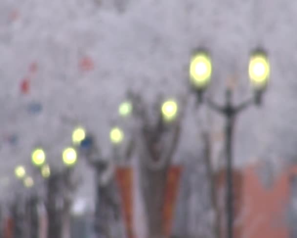 Вуличні ліхтарі світиться — стокове відео