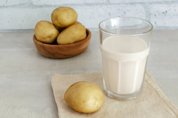 Transparent Glass Potato Milk Table New Trend Eating Healthy Alternative — Φωτογραφία Αρχείου