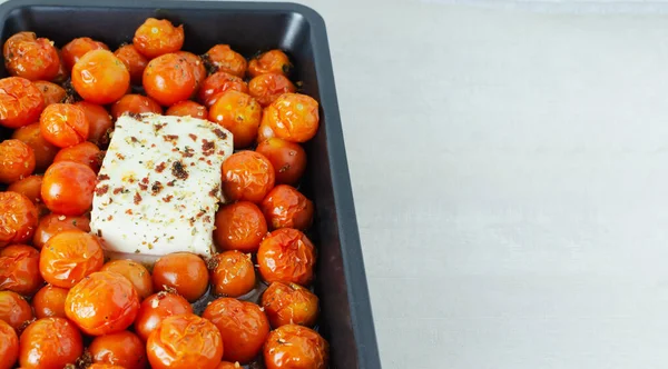 Process Making Feta Pasta Baked Cheese Tomatoes Herbs Olive Oil — Stock Photo, Image