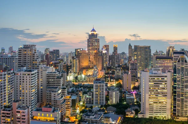 Distrito Central de Negocios (CBD) por la noche — Foto de Stock