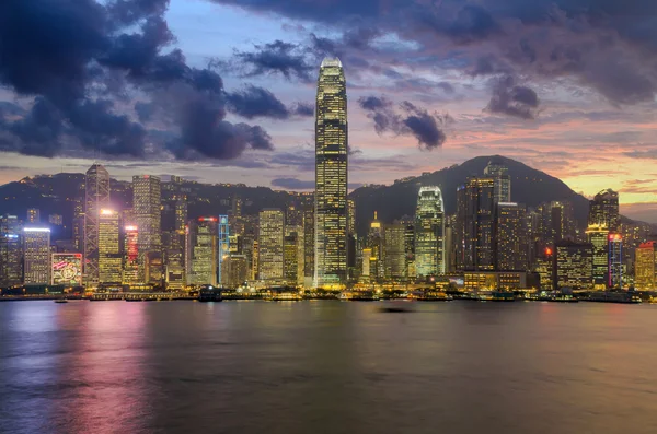 Skyline von Hongkong bei Sonnenuntergang — Stockfoto