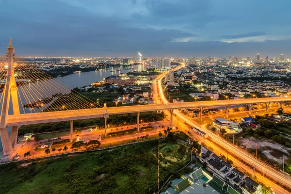 The Bhumibol Bridge also known as the Industrial Ring Road Bridg — Stock Photo, Image