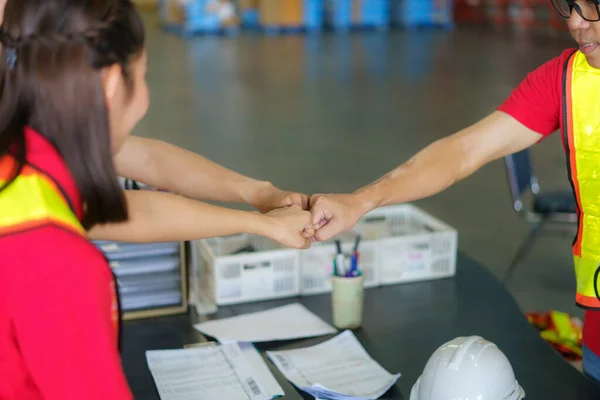 Unity Teamwork Concept Asian Worker Team Standing Together Punch Hand — Stockfoto